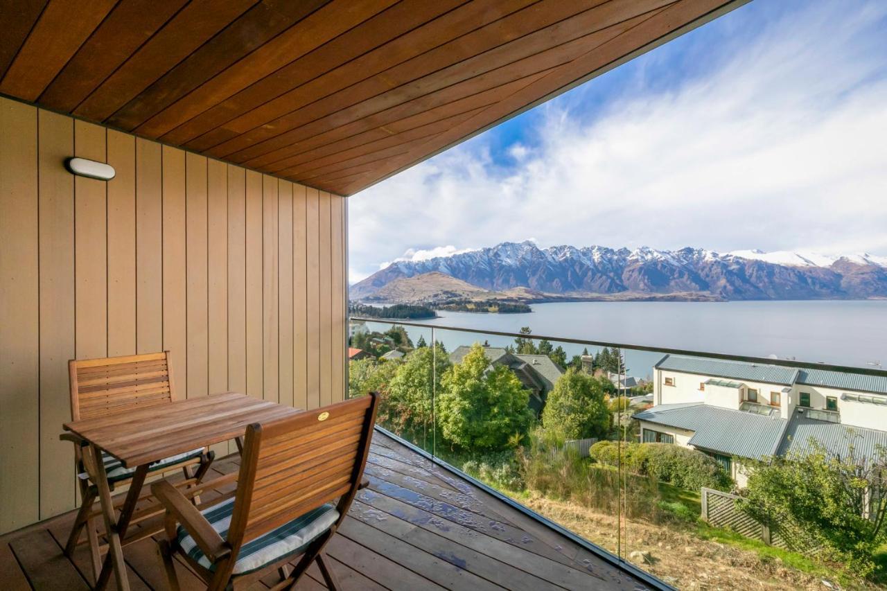 Falcon'S View Queenstown Exterior photo